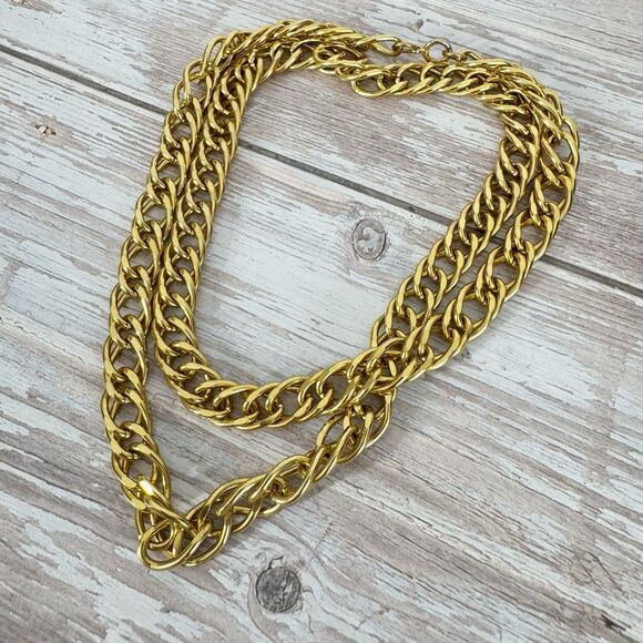 Vintage Super Chunky Gold Chain Long Necklace Mob Wife - Picture 8 of 8